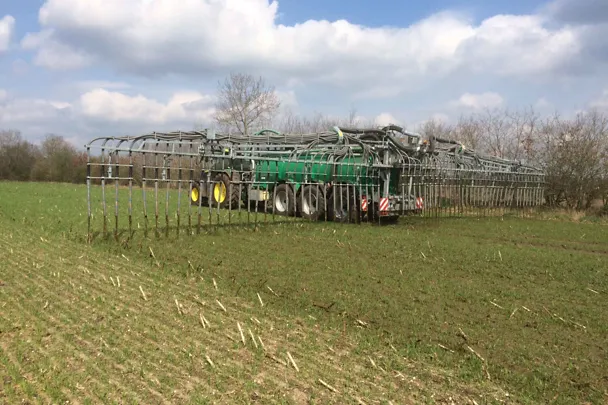 Gülleausbringung Gülleausbringung